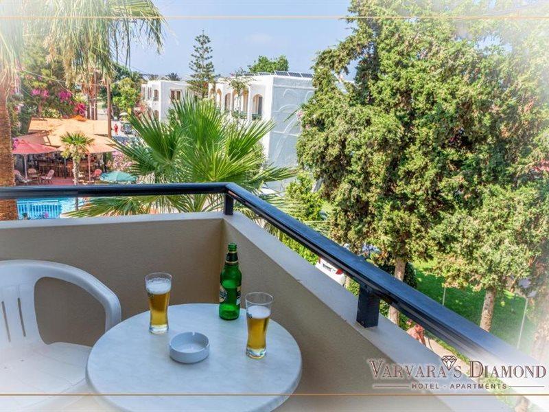 Varvaras Diamond Hotel Platanés Exterior foto